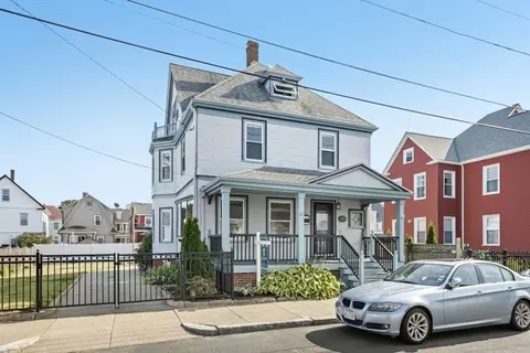 41 Centre St, Winthrop, MA 02152
