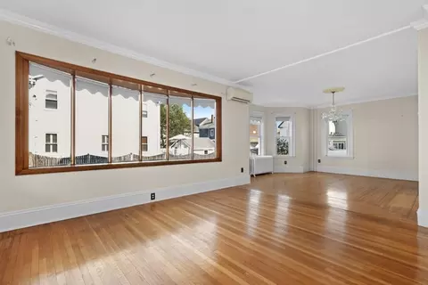 41 Centre St, Winthrop, MA 02152 photo 5