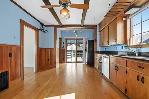 41 Centre St, Winthrop, MA 02152 photo 11