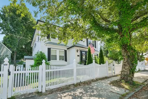 92 Hume Ave, Medford, MA 02155