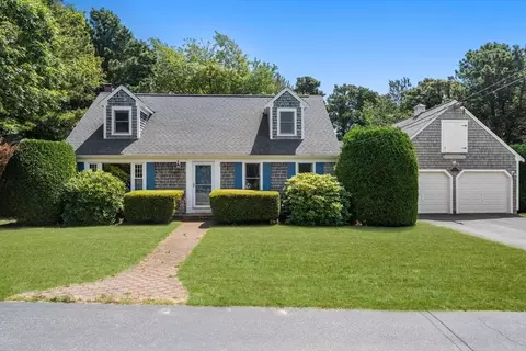 56 Skyline Dr, Chatham, MA 02633