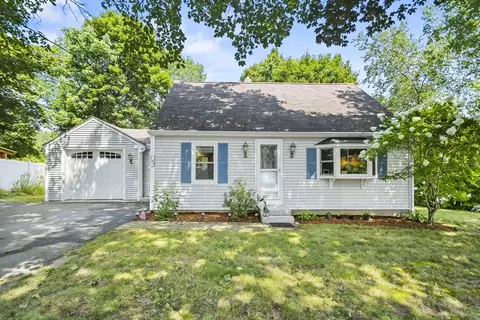 187 Whalom Rd, Lunenburg, MA 01462