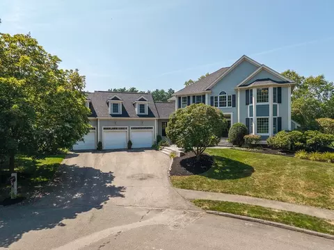 17 Patton Dr, Hamilton, MA 01982