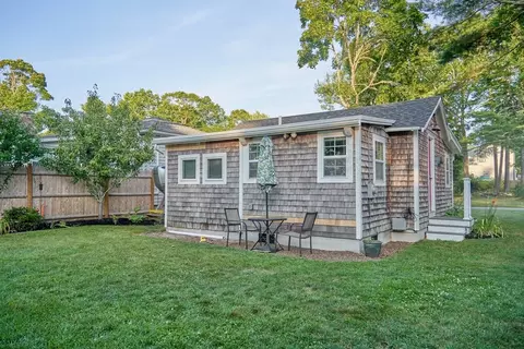 5 Gardonia St, Wareham, MA 02571 photo 6