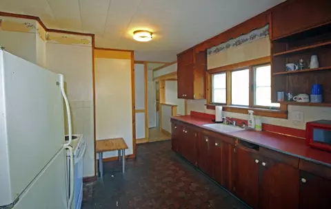 1 Mattos Ave, Wareham, MA 02571 photo 8