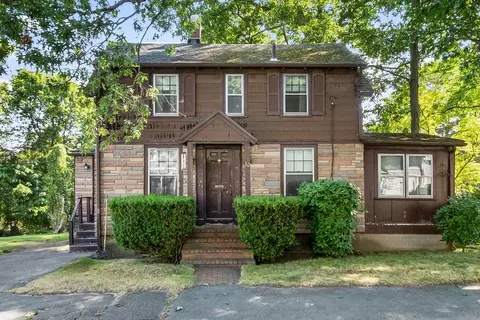 10 East St, Beverly, MA 01915