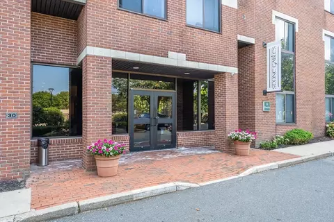 20-30 Daniels St #505, Malden, MA 02148