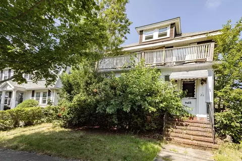 26 Buckingham Rd, Quincy, MA 02170