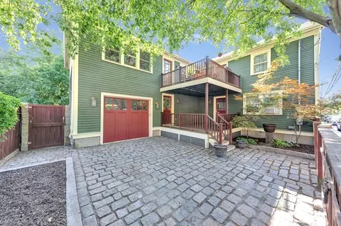 149 Willow St, Cambridge, MA 02141