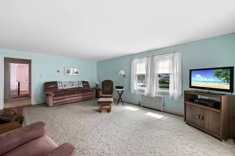 10 Shepard St, Marblehead, MA 01945 photo 16