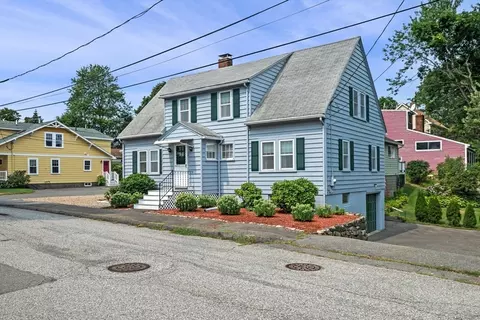 10 Shepard St, Marblehead, MA 01945 photo 2