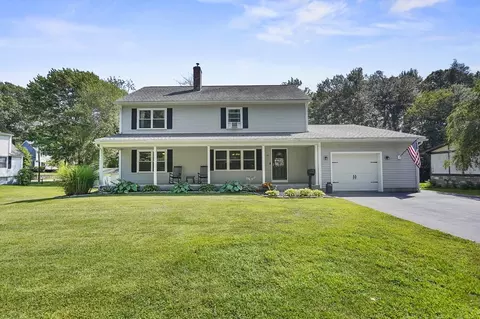 15 Paul St, Auburn, MA 01501