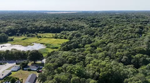 82 Great Neck Rd N, Mashpee, MA 02649 photo 8