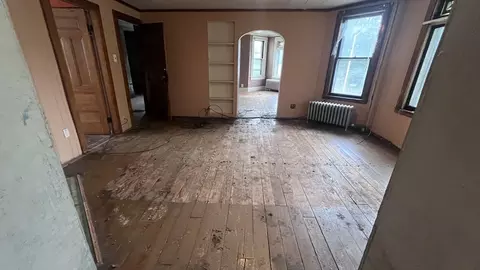482 Chestnut St, Springfield, MA 01107 photo 13