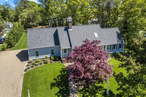 12 Paddocks Path, Dennis, MA 02638