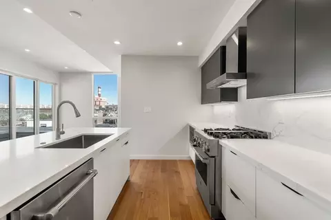 Kitchen - 537 E 2nd St #101, Boston, MA 02127 photo 4 of 5