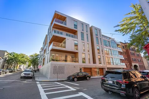 Exterior - 537 E 2nd St #101, Boston, MA 02127 photo 5 of 5