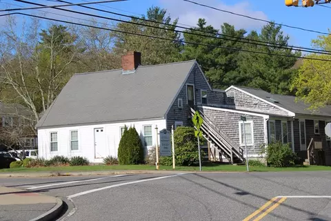 676 Bedford St, Abington, MA 02351