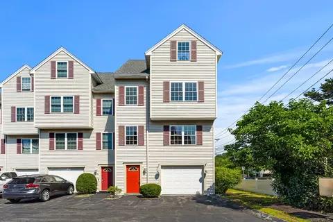 997 Main St #1, Wakefield, MA 01880
