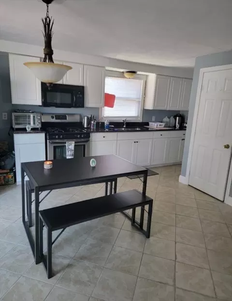 290 Blackstone St, Fall River, MA 02721 photo 5