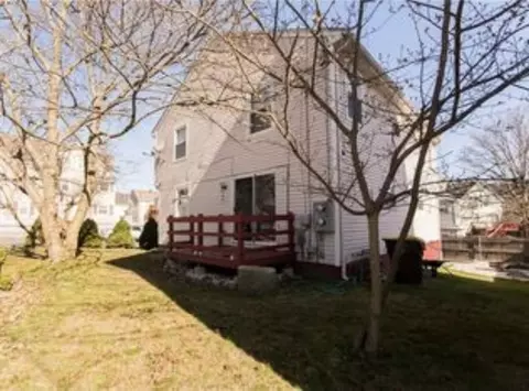 290 Blackstone St, Fall River, MA 02721 photo 4
