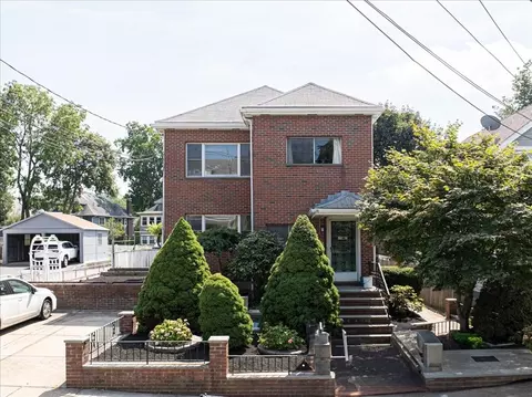 146-148 Pearl St, Newton, MA 02458