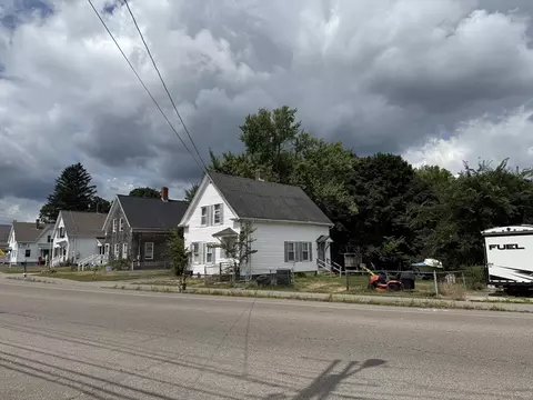 189 W Main St, Norton, MA 02766