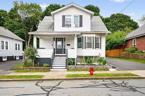 19 Garrison St, Fairhaven, MA 02719