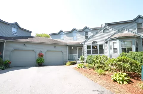 65 Bayberry Cmn #65, Franklin, MA 02038