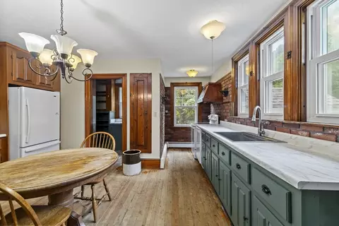 115 Britton St, Raynham, MA 02767 photo 3