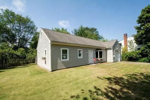 15 Cushing Rd, Cohasset, MA 02025
