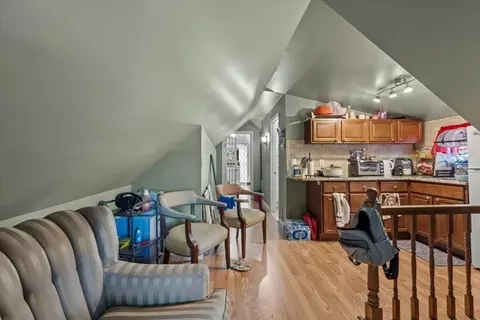 620 Franklin St, Worcester, MA 01604 photo 35