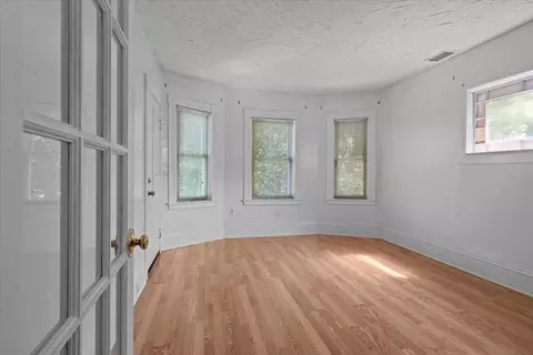620 Franklin St, Worcester, MA 01604 photo 17