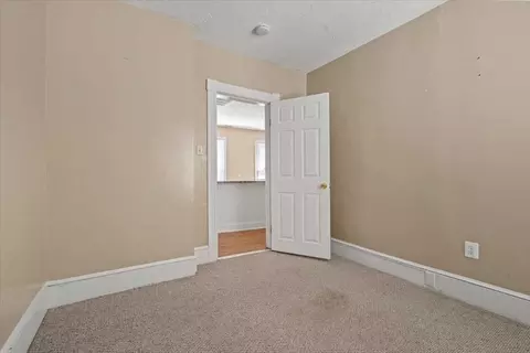 620 Franklin St, Worcester, MA 01604 photo 27