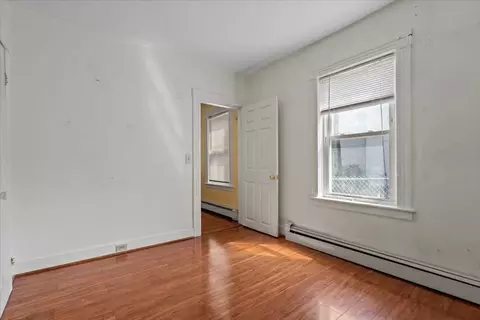 620 Franklin St, Worcester, MA 01604 photo 25