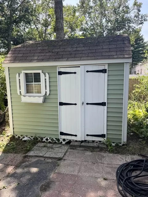 106 Dolittle Ln, Wareham, MA 02576 photo 7