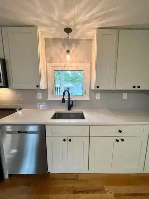 106 Dolittle Ln, Wareham, MA 02576 photo 19