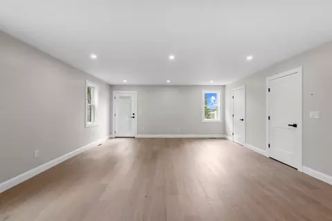 110 Stowe St #110, Fall River, MA 02720 photo 5