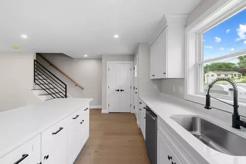 110 Stowe St #110, Fall River, MA 02720 photo 4