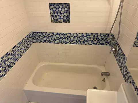 Bath - 170 E Hadley Rd #80, Amherst, MA 01002 photo 3 of 3