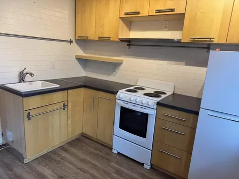 Kitchen - 170 E Hadley Rd #80, Amherst, MA 01002 photo 1 of 2
