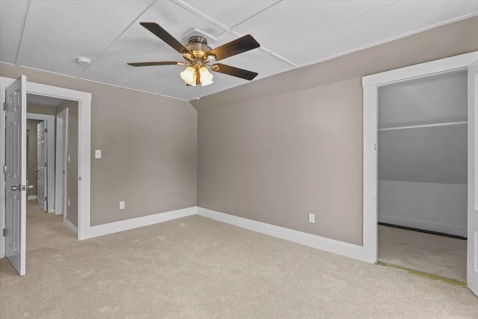 Bedroom - 149 E Broadway, Gardner, MA 01440 photo 4 of 7