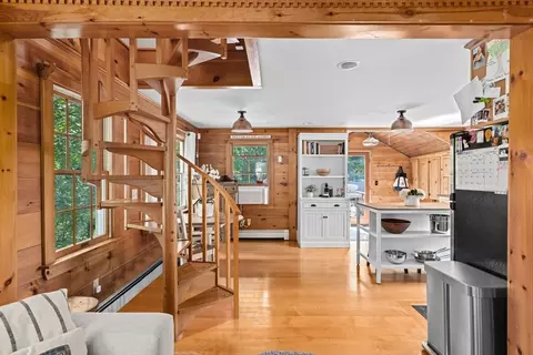 Entry Way - 75 Hersey St, Hingham, MA 02043 photo 2 of 2