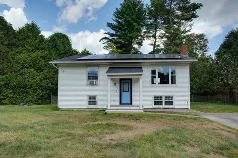1 Pine Ridge Dr, Oxford, MA 01540