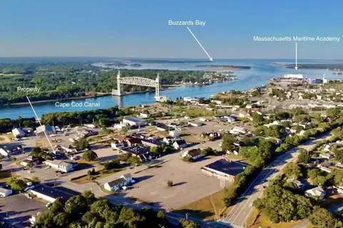 151 153 Main St, Bourne, MA 02532