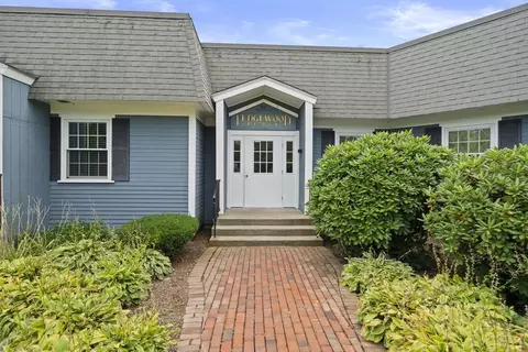 85 Whitman St #204, Weymouth, MA 02189