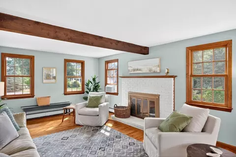 12 Tracey Rd, Cotuit, MA 02635 photo 11