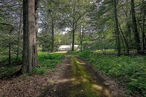 24 0 North Blandford Rd, Blandford, MA 01008