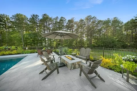 Exterior - 444 Vineyard, Barnstable, MA 02630 photo 1 of 2