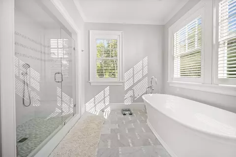 Bath - 444 Vineyard, Barnstable, MA 02630 photo 2 of 3
